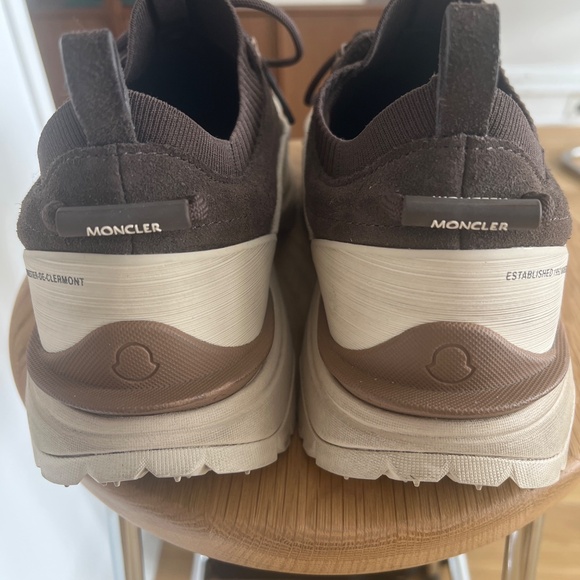 Moncler Trailgrips Size 45.5M - Picture 3 of 3